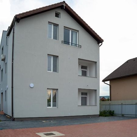 Solomon Apartments Ap 3 Sîngeorgiu de Mureş Exteriér fotografie